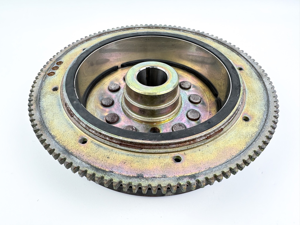 2003 Yamaha 225 HP 4 Stroke Outboard Flywheel Rotor 69J-81450-10-00 OEM