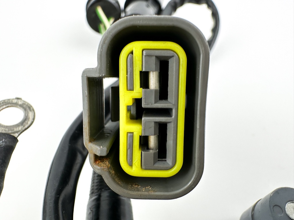 2003 Yamaha 225 HP 4 Stroke Outboard Rectifier & Regulator 69J-81960-10-00 OEM