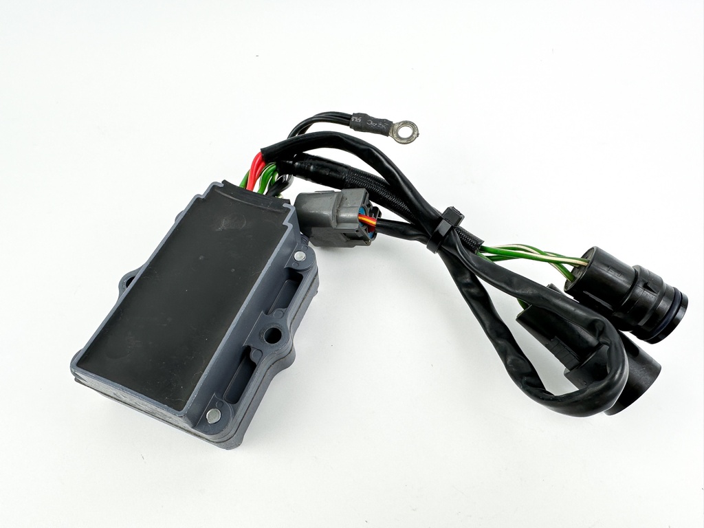 2003 Yamaha 225 HP 4 Stroke Outboard Rectifier & Regulator 69J-81960-10-00 OEM