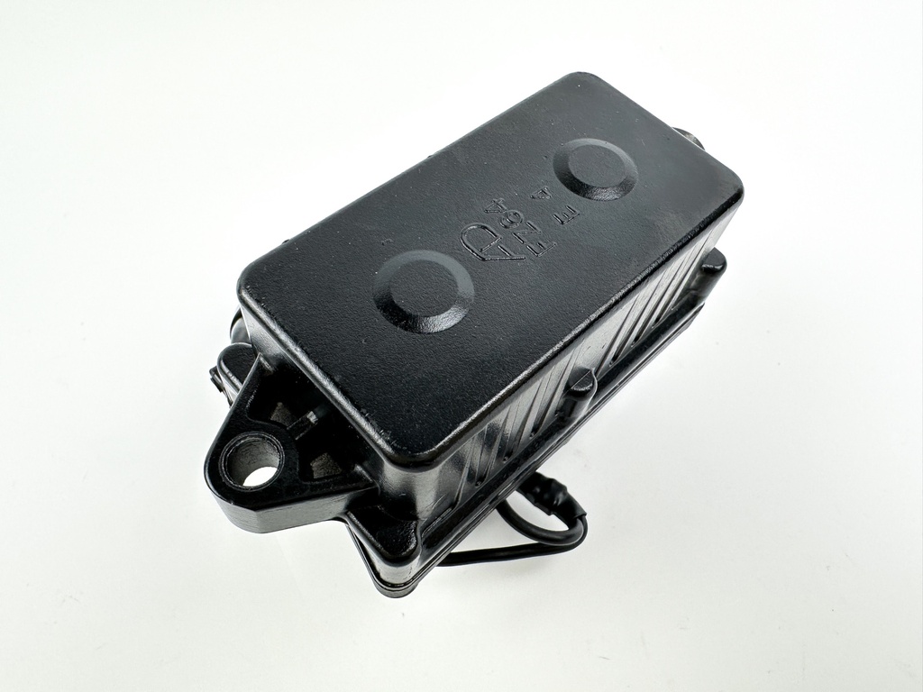 2003 Yamaha 225 HP 4 Stroke Outboard Trim Tilt Relay 69J-81950-10-00 OEM