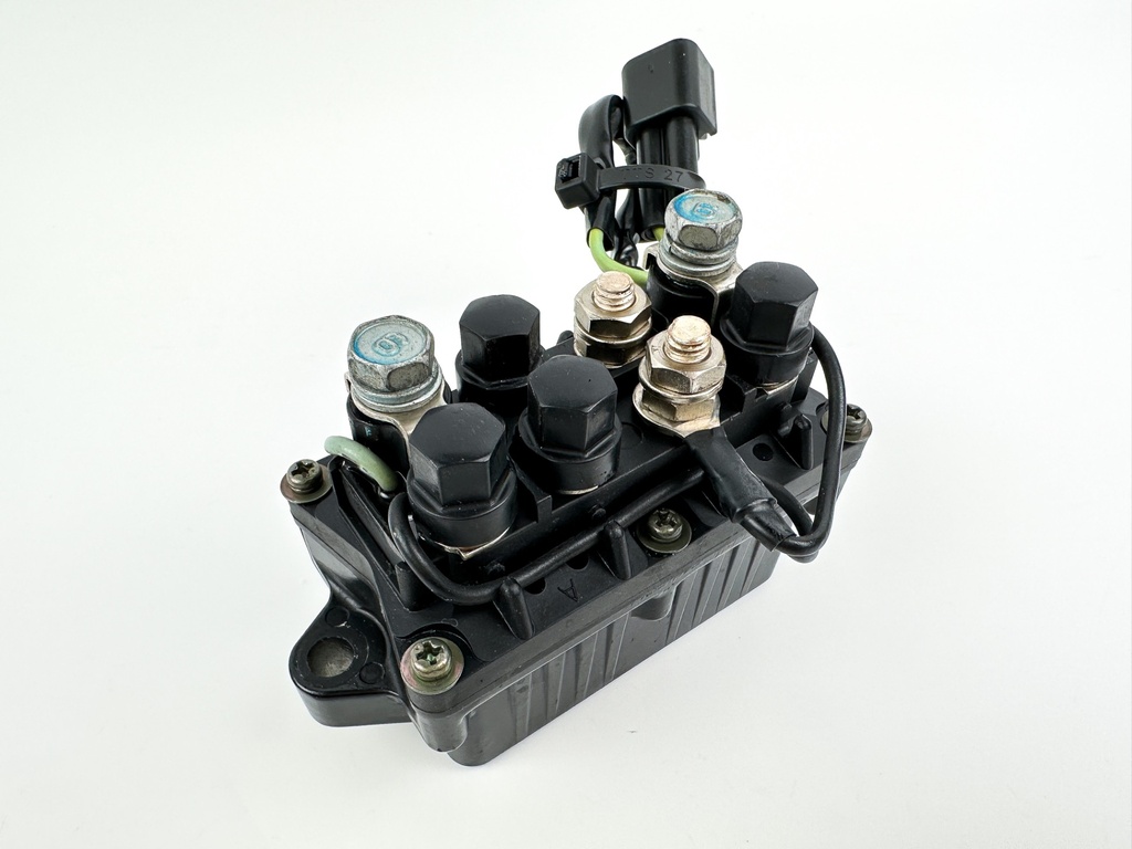 2003 Yamaha 225 HP 4 Stroke Outboard Trim Tilt Relay 69J-81950-10-00 OEM