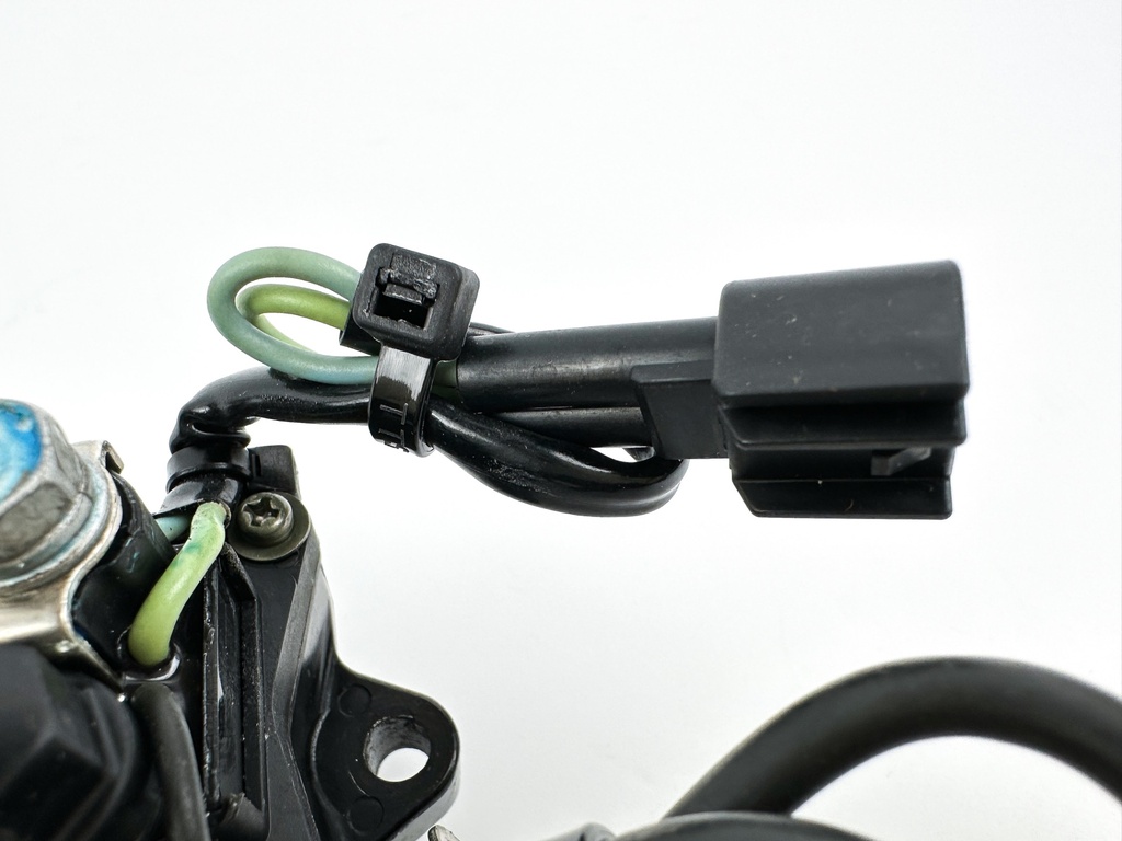 2003 Yamaha 225 HP 4 Stroke Outboard Trim Tilt Relay 69J-81950-10-00 OEM