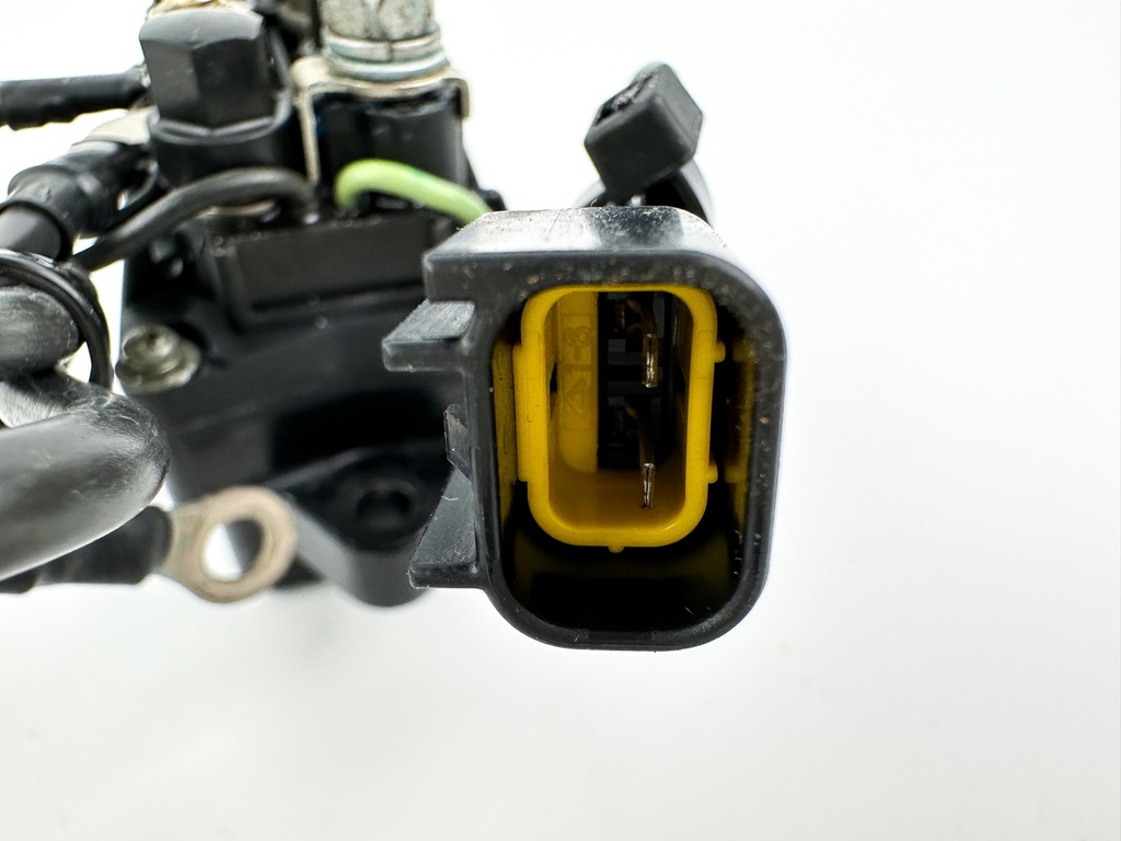 2003 Yamaha 225 HP 4 Stroke Outboard Trim Tilt Relay 69J-81950-10-00 OEM