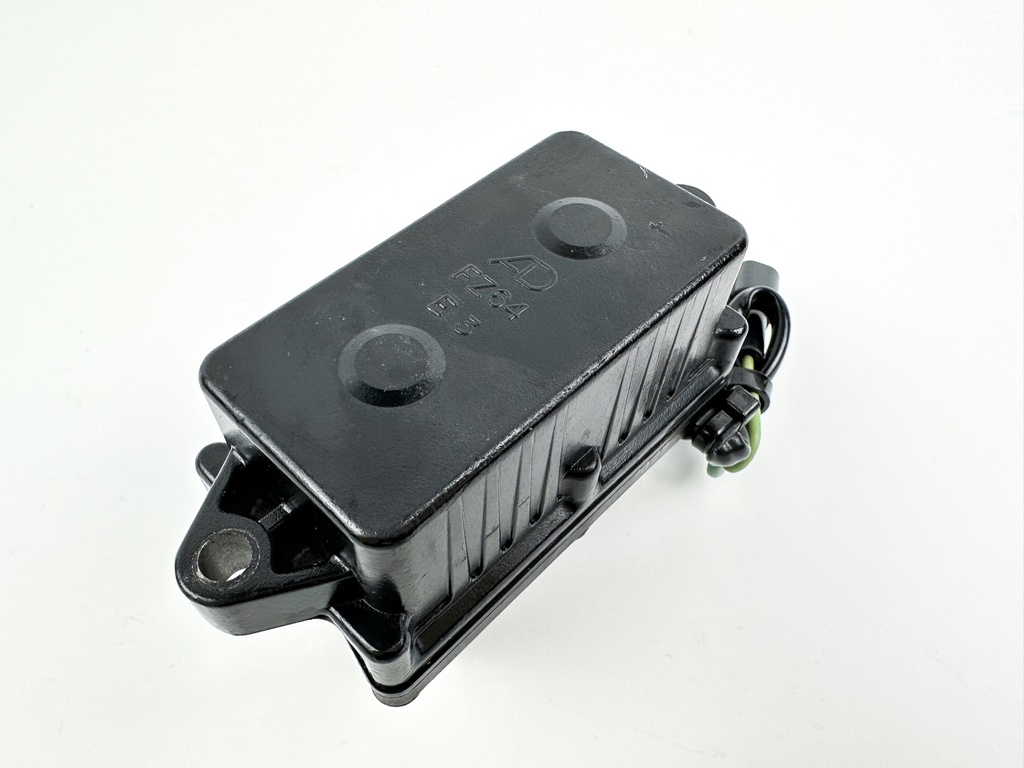 2003 Yamaha 225 HP 4 Stroke Outboard Trim Tilt Relay 69J-81950-10-00 OEM