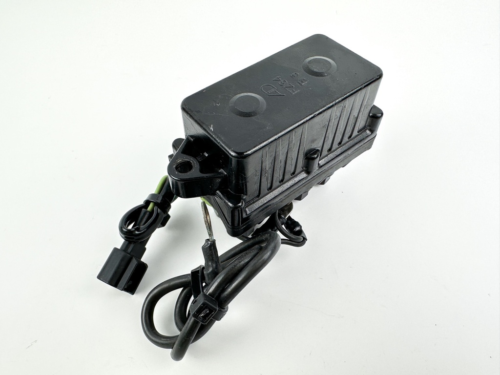 2003 Yamaha 225 HP 4 Stroke Outboard Trim Tilt Relay 69J-81950-10-00 OEM
