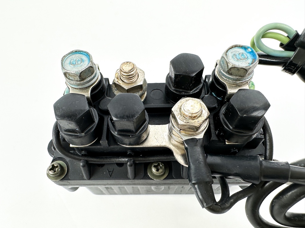 2003 Yamaha 225 HP 4 Stroke Outboard Trim Tilt Relay 69J-81950-10-00 OEM