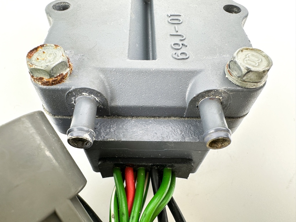 2003 Yamaha 225 HP 4 Stroke Outboard Rectifier & Regulator 69J-81960-10-00 OEM