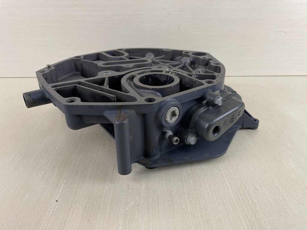 2015 Yamaha 115HP 4 Stroke Outboard Exhaust Guide Plate 6EK-41137-00-CA