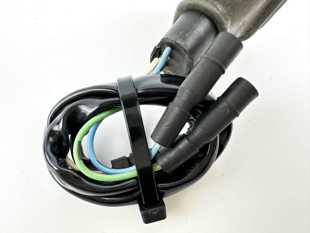 2002 Honda 50 HP 4 Stroke Outboard Trim Switch 35640-ZV5-824 OEM