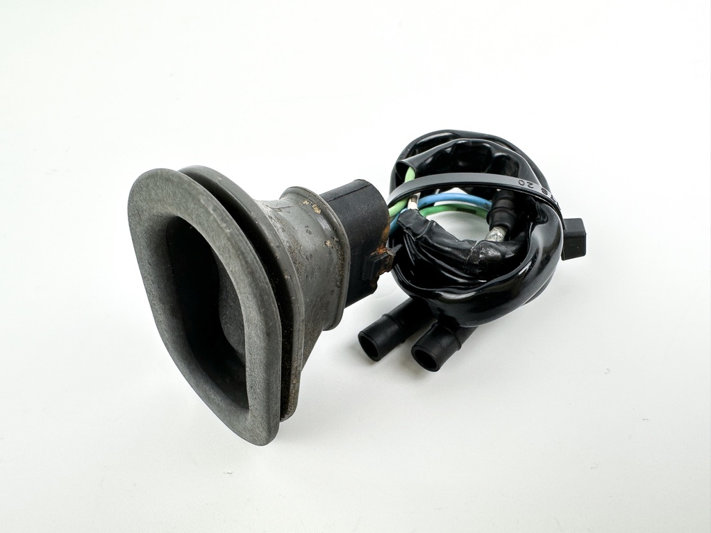 2002 Honda 50 HP 4 Stroke Outboard Trim Switch 35640-ZV5-824 OEM