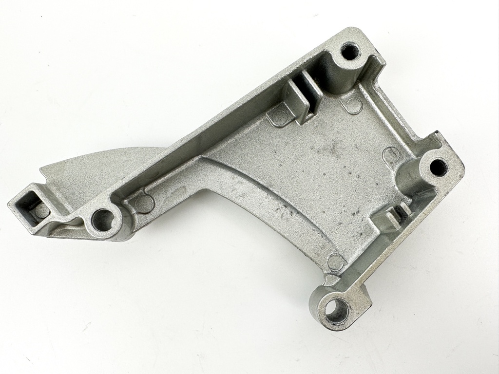 2002 Honda 50 HP 4 Stroke Outboard Cable Cover Plate 40151-ZV5-000ZA OEM