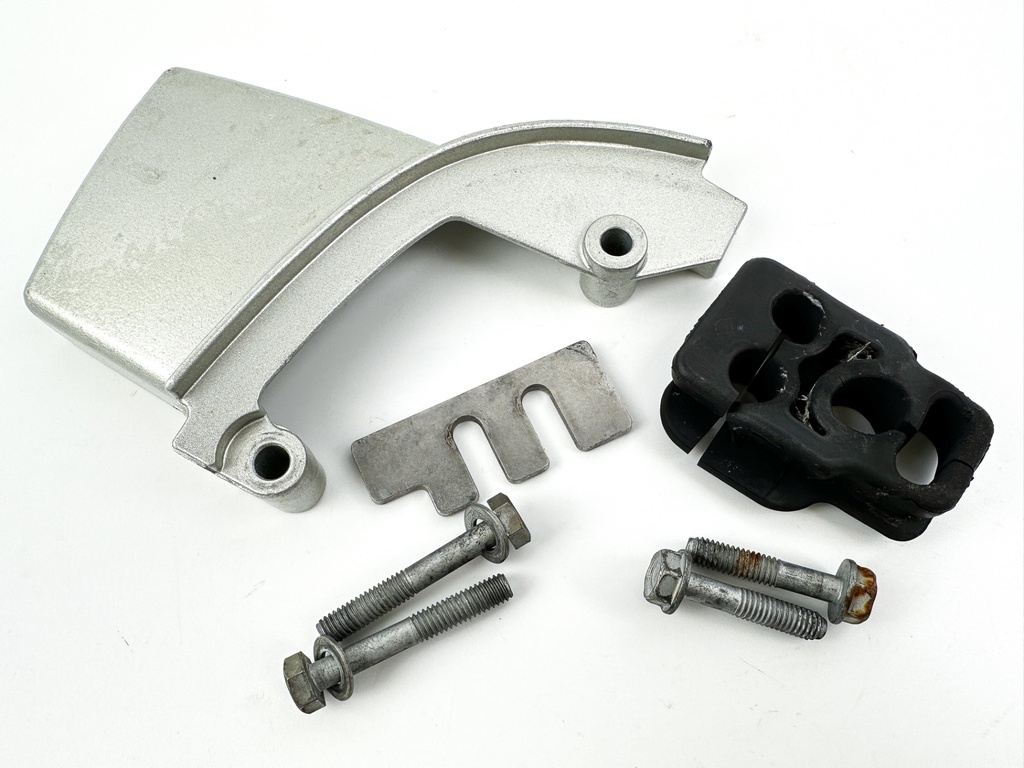 2002 Honda 50 HP 4 Stroke Outboard Cable Cover Plate 40151-ZV5-000ZA OEM