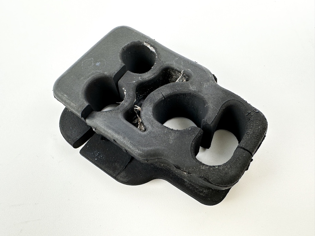 2002 Honda 50 HP 4 Stroke Outboard Cable Cover Plate 40151-ZV5-000ZA OEM