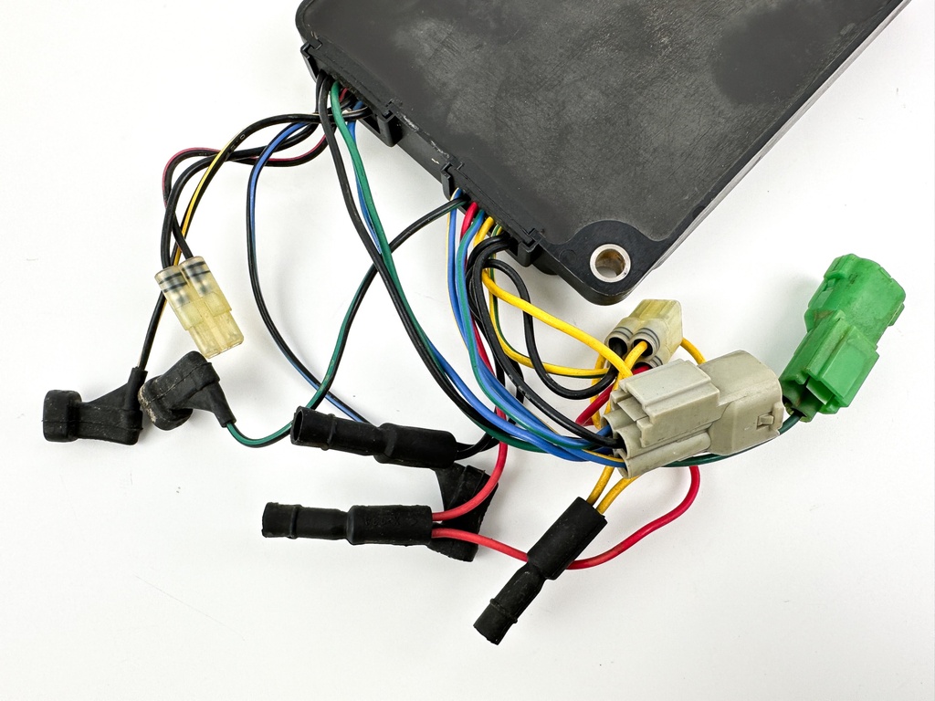 2002 Honda 50 HP 4 Stroke Outboard C.D.I CDI Assembly 30580-ZV5-003 OEM