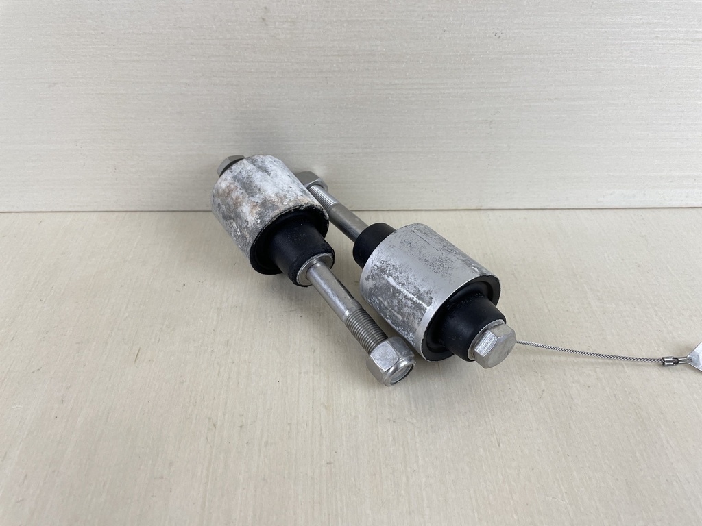 2007 Mercury 150HP Optimax 2 Stroke Outboard Lower Engine Mount Set 77327