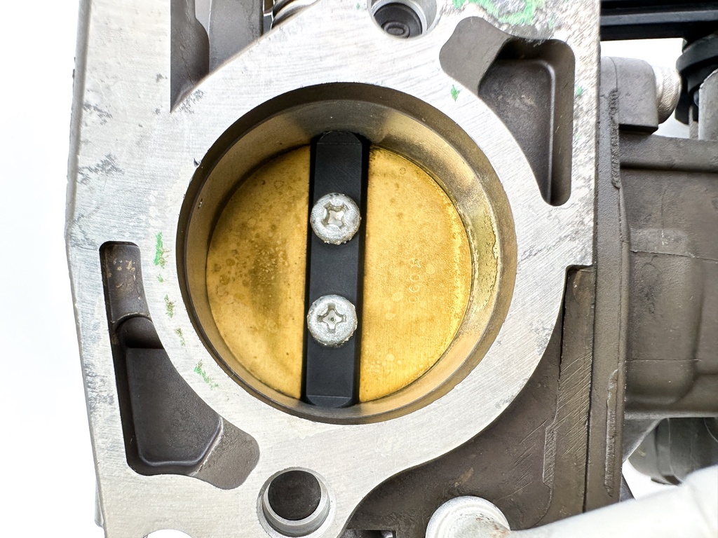 2002 Honda 50 HP 4 Stroke Outboard Carburetor Set 16100-ZW4-D23ZA OEM