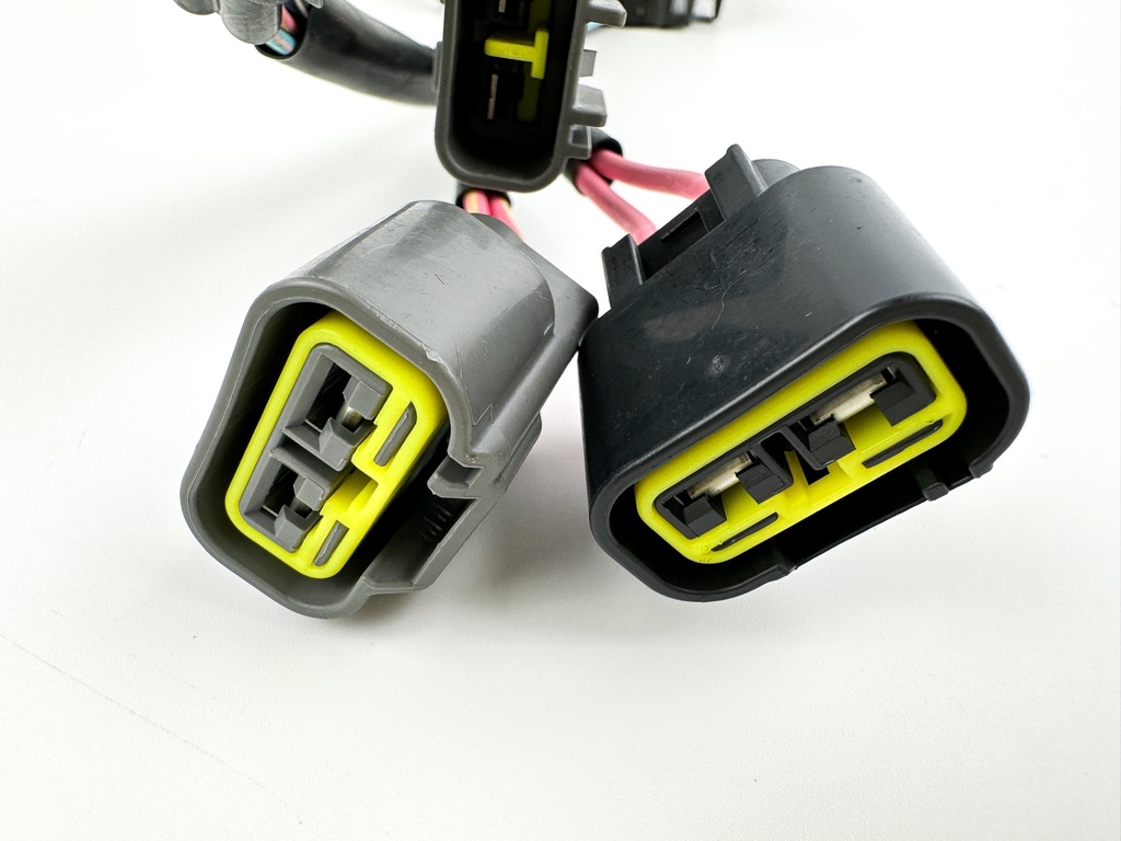 2003 Yamaha 225 HP 4 Stroke Outboard Drive Unit Assembly 69J-83306-00-00 Tested