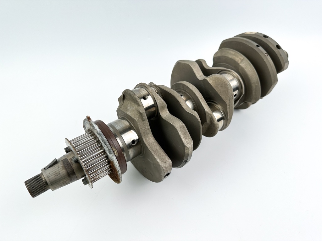 2003 Yamaha 225 HP 4 Stroke Outboard Crankshaft 69J-11411-00-00 OEM