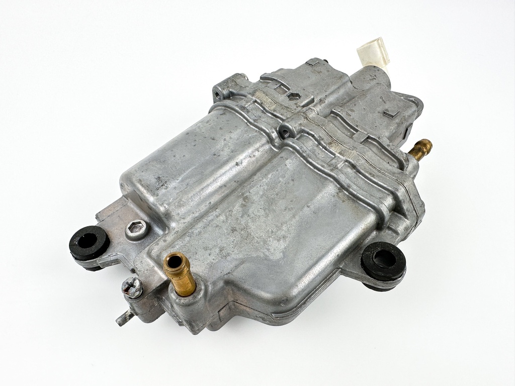 2012 Suzuki 140 HP 4 Stroke Outboard Vapor Separator Tank VST Read to Install