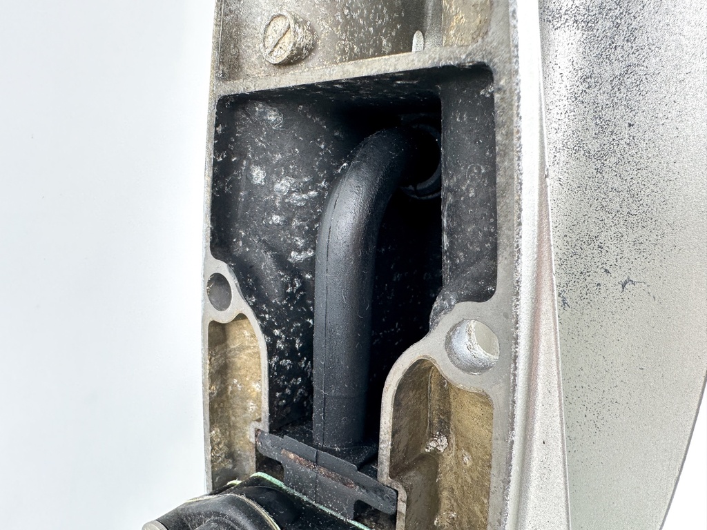 01-07 Honda 40 50 HP 4 Stroke Outboard 20" Lower Unit Gear Case 41100-ZW4-H16ZA