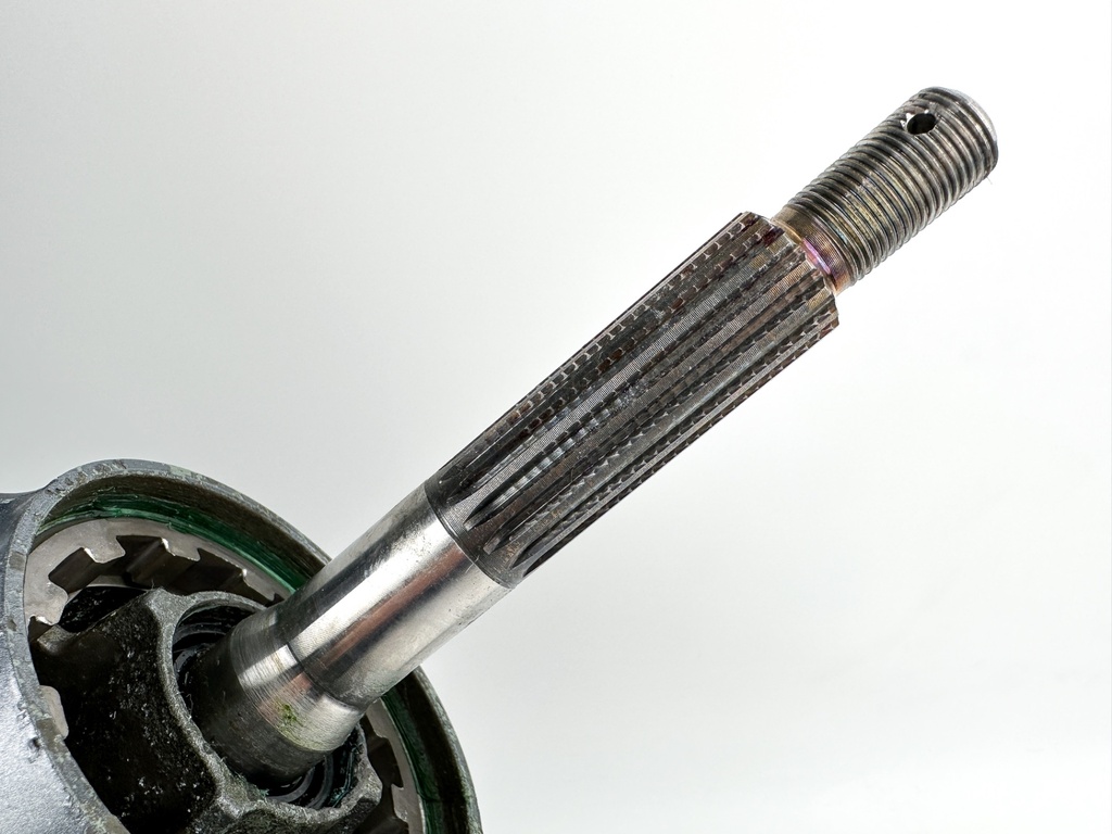 2000-14 Yamaha 115HP 4 Stroke Outboard 25" Lower Unit Gear Case - Counter LH