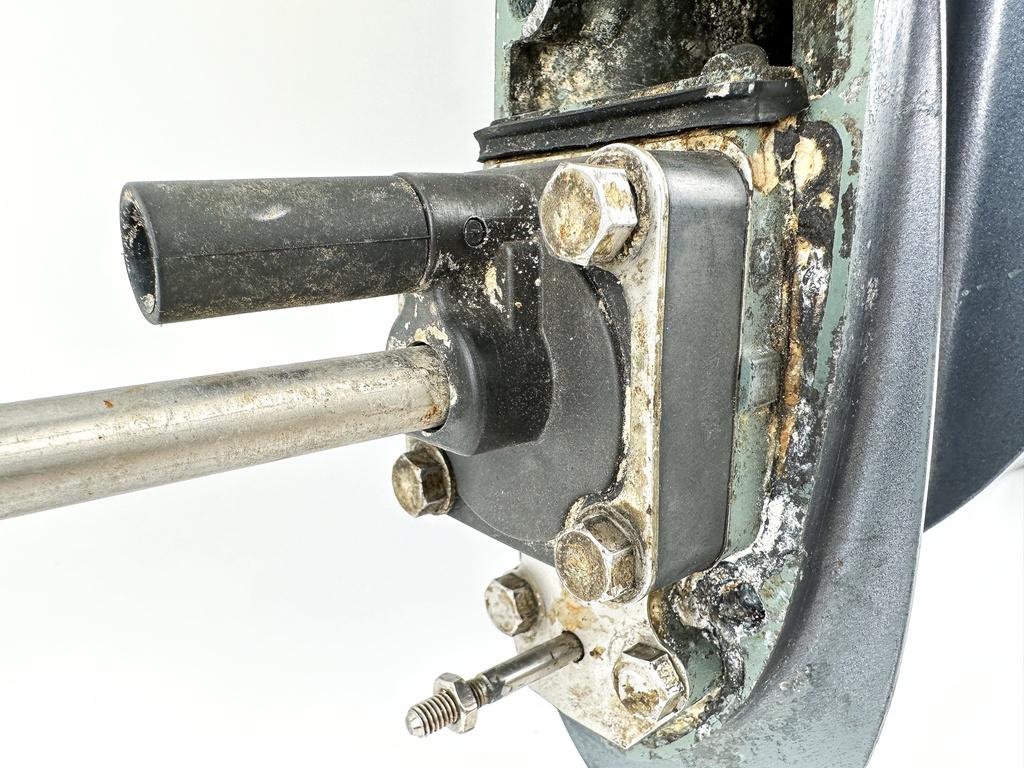 Yamaha 8HP 4 Stroke Outboard 20" Lower Unit High Thrust Gear Case 01-2010