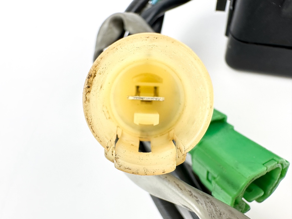 2001 Honda 130 HP 4 Stroke Outboard Trim Tilt Relay 38550-ZW5-003 OEM