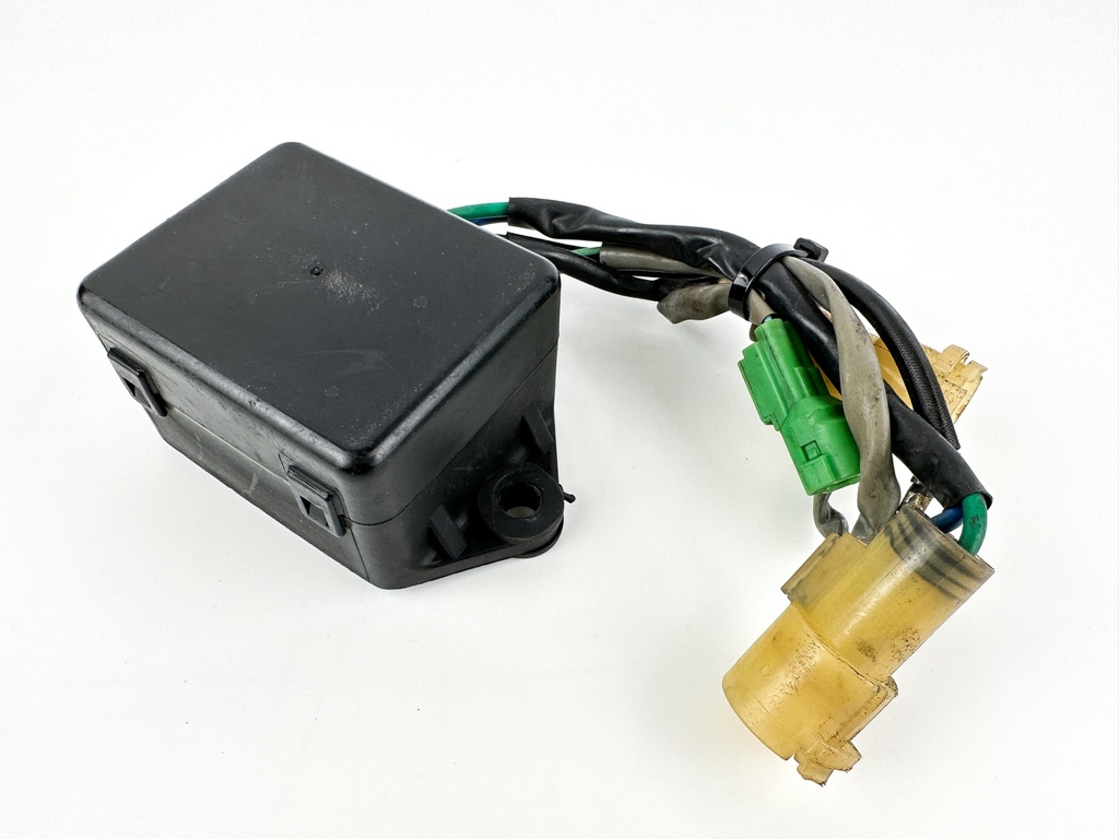 2001 Honda 130 HP 4 Stroke Outboard Trim Tilt Relay 38550-ZW5-003 OEM