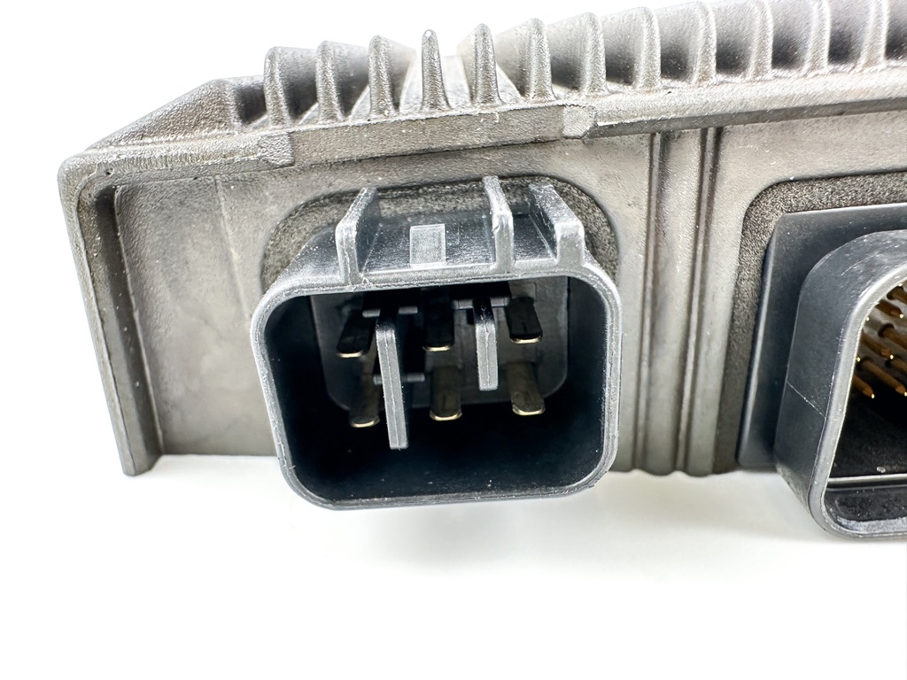 2007 Honda 115 HP 4 Stroke Outboard Engine Control Unit ECU 34750-ZW5-G01 OEM