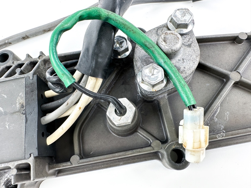 2013 Suzuki 140 HP 4 Stroke Outboard Rectifier & Regulator 32800-92J00 OEM