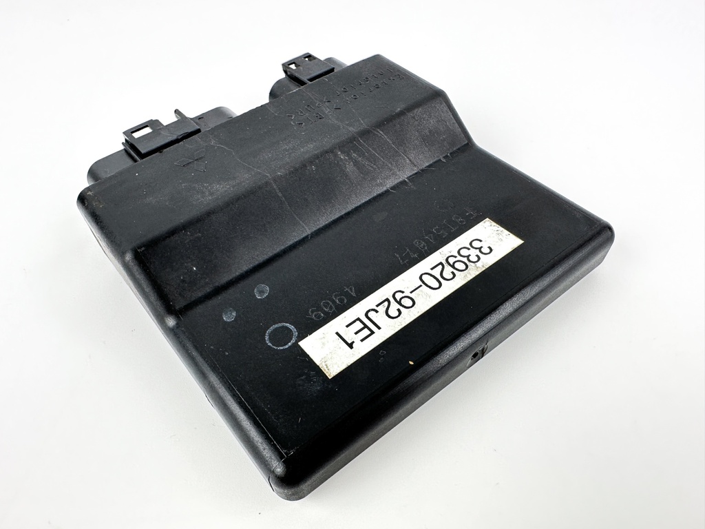 2013 Suzuki 140 HP 4 Stroke Outboard Engine Control Unit ECU 33920-92JE1 OEM