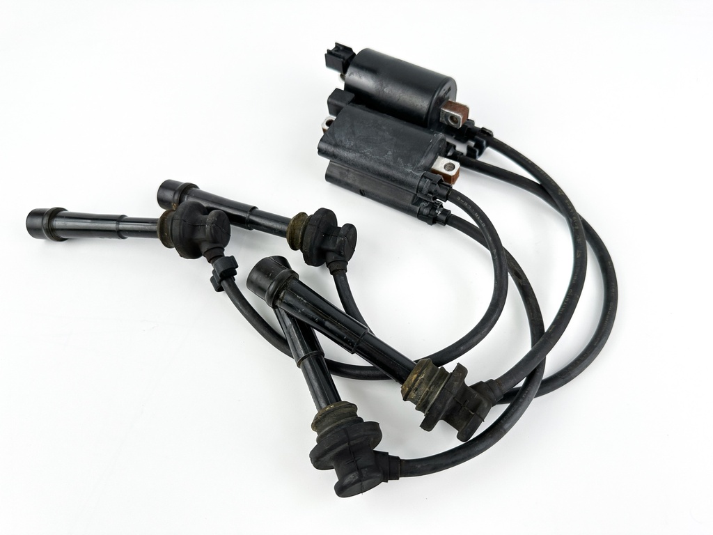 2013 Suzuki 140 HP 4 Stroke Outboard Ignition Coil Set 33410-90J00 OEM