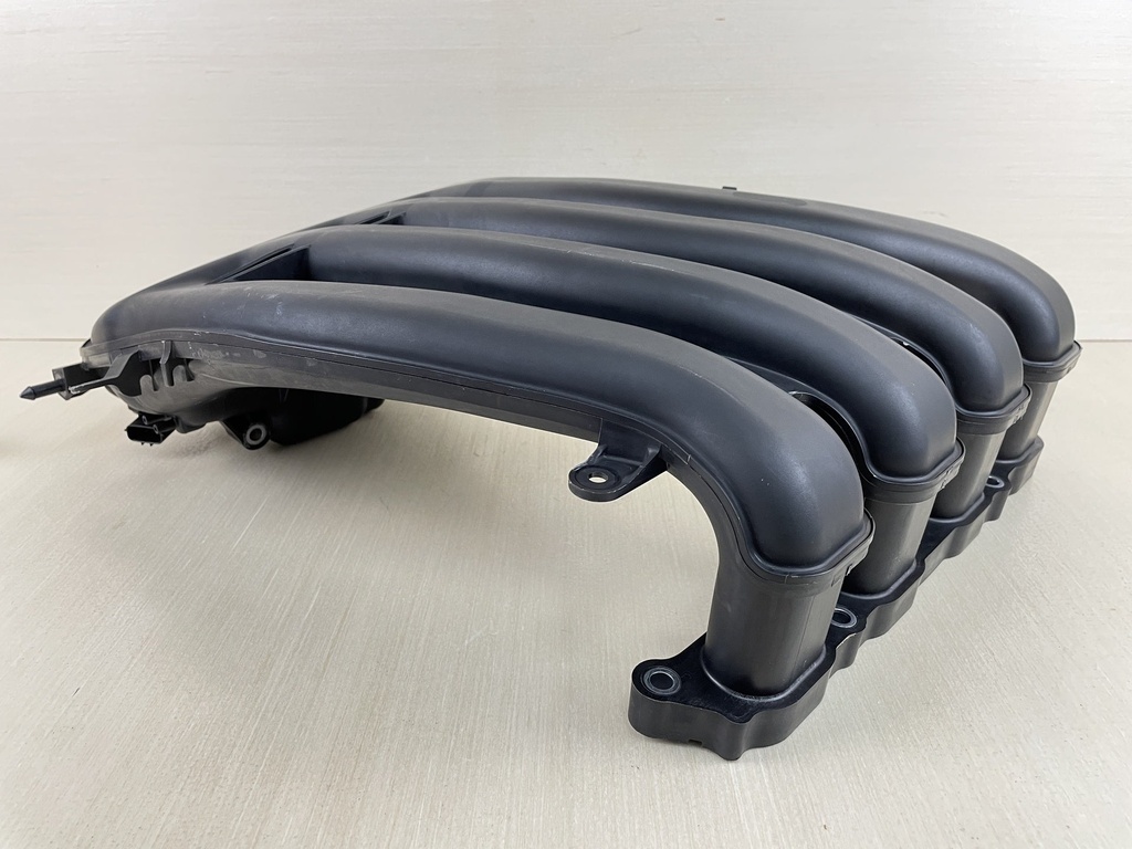 2015 Yamaha 115HP 4 Stroke Outboard Air Intake Manifold Assembly 6EK-13641-00-00