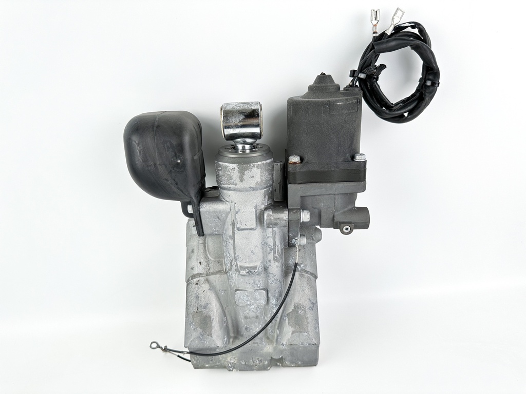 Suzuki 150 175 200 HP 4 Stroke Outboard Power Trim Tilt Unit 48000-96J15