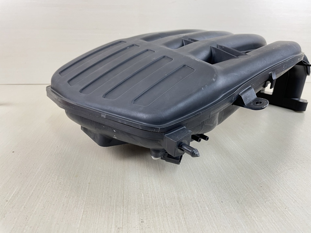 2015 Yamaha 115HP 4 Stroke Outboard Air Intake Manifold Assembly 6EK-13641-00-00