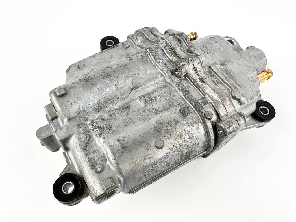 2009 Suzuki 100 HP 4 Stroke Outboard Vapor Separator Tank VST 15600-90J01 OEM