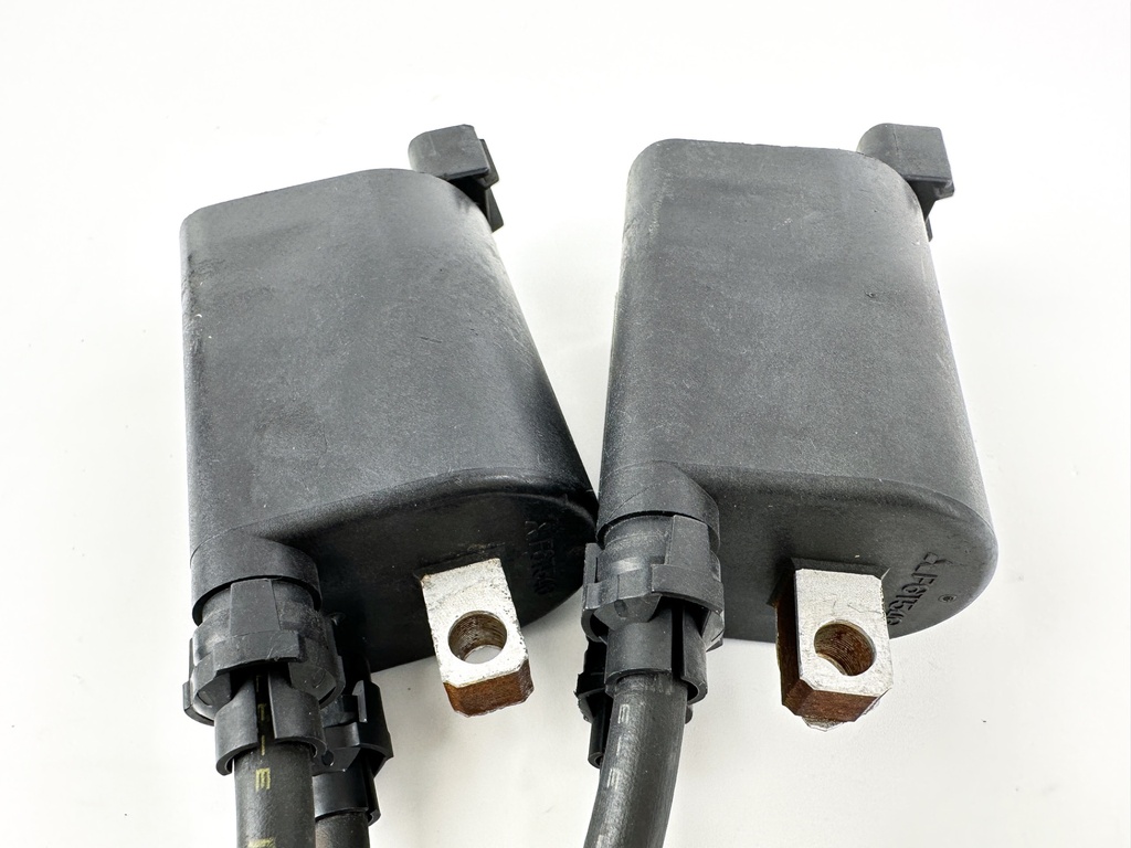 2004 Suzuki 115 HP 4 Stroke Outboard Ignition Coil Set 33410-90J00 OEM