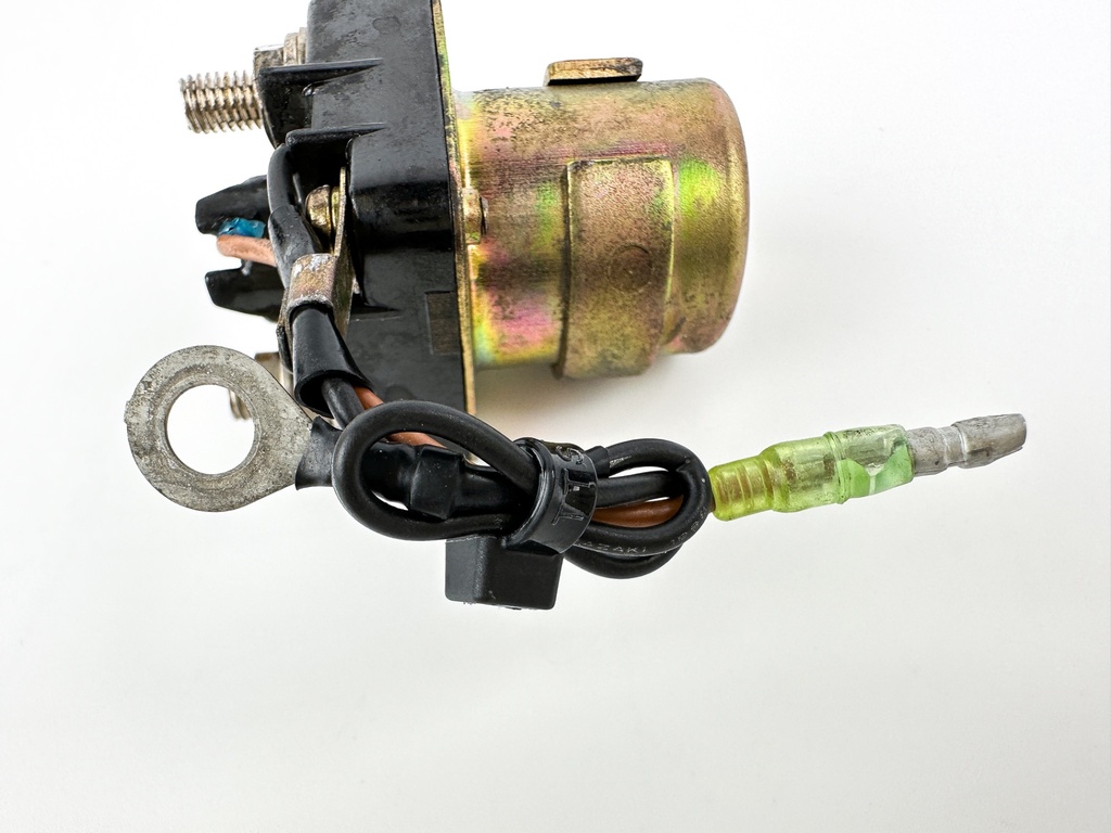 2001 Yamaha 200 HP 2 Stroke Outboard Starter Relay 61A-81941-00-00 OEM