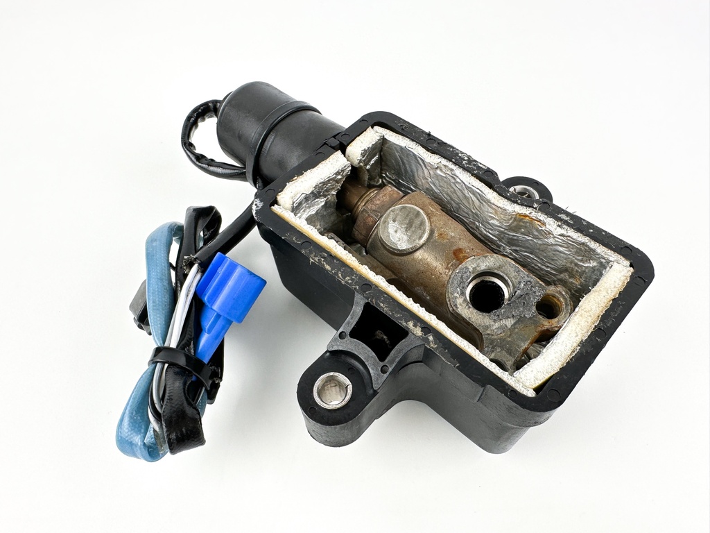 2001 Yamaha 200 HP 2 Stroke Outboard Oxygen Sensor O2 67H-8592A-01-00 OEM