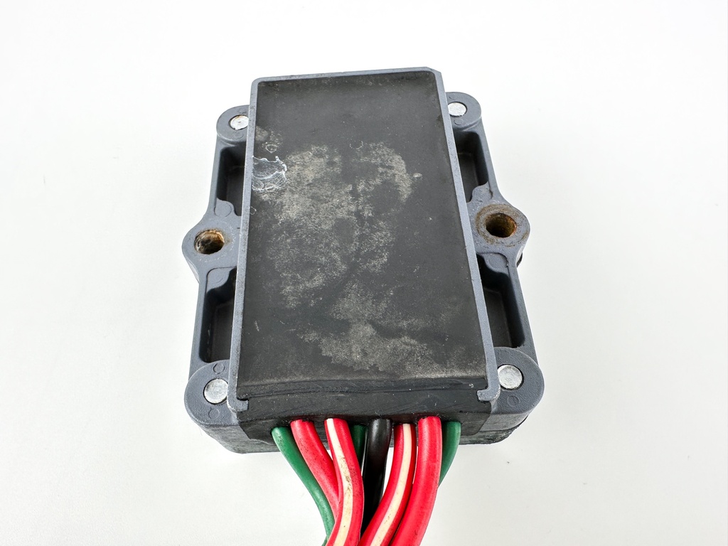 2001 Yamaha 200 HP 2 Stroke Outboard Rectifier & Regulator 67H-81960-00-00 OEM