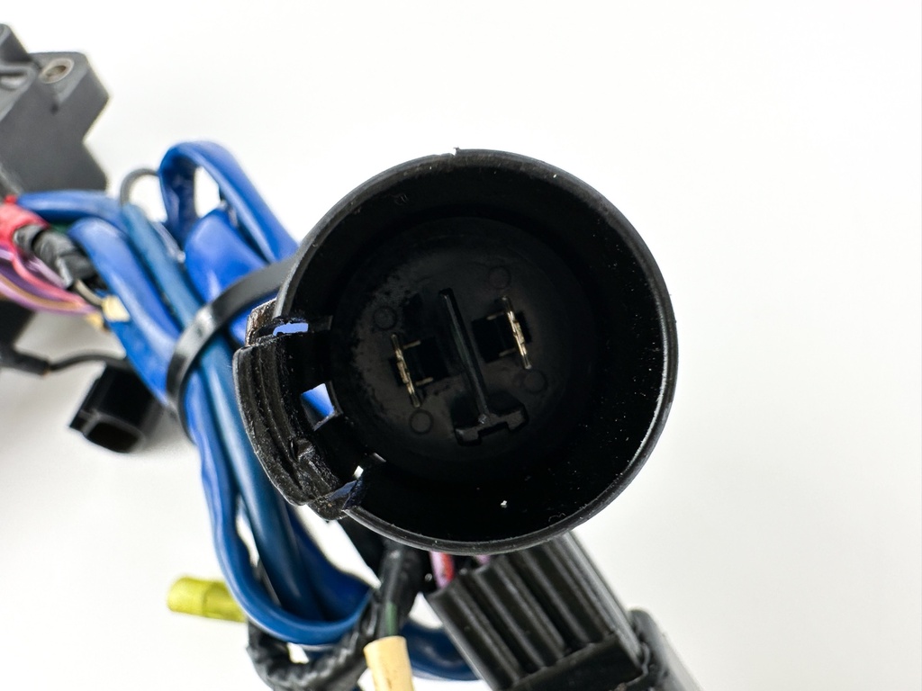 2001 Yamaha 200 HP 2 Stroke Outboard C.D.I CDI Assembly 67H-85540-01-00 OEM