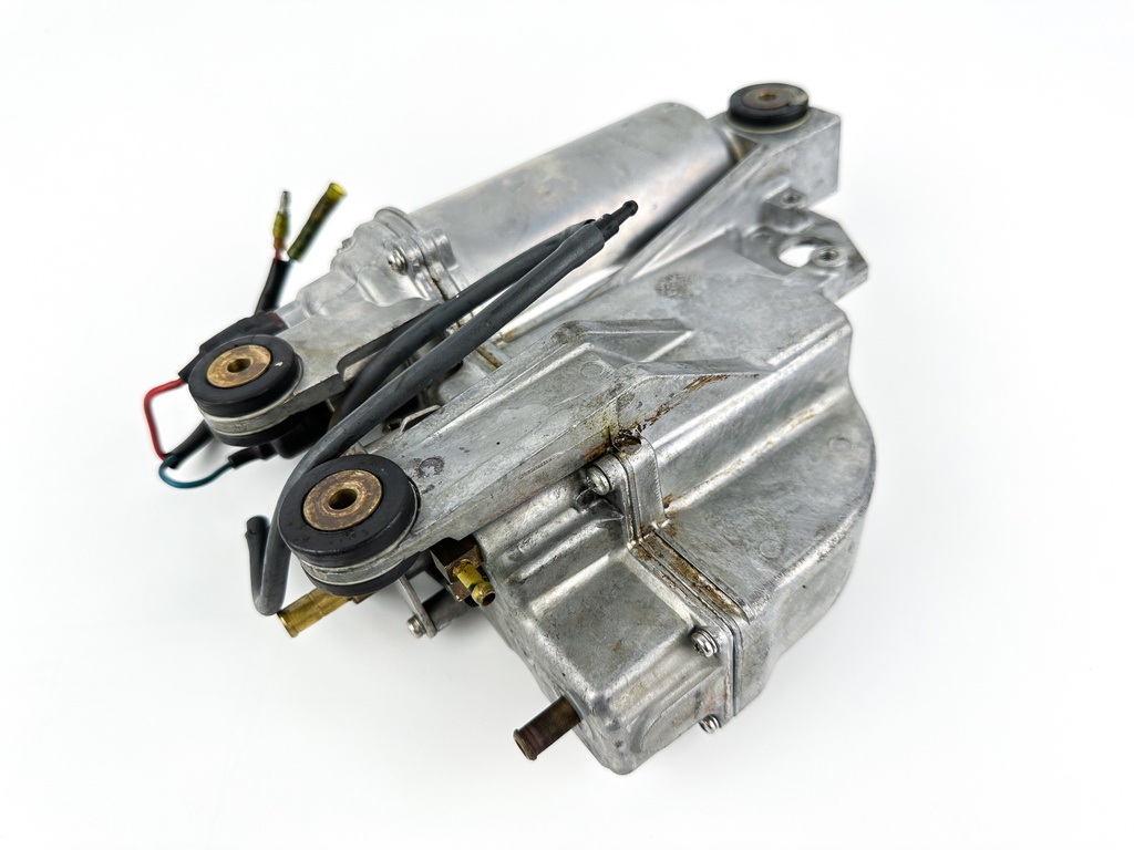 2001 Yamaha 200 HP 2 Stroke Outboard VST Float Chamber Assembly 66K-14980-00-00 OEM