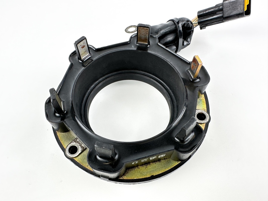 2001 Yamaha 200 HP 2 Stroke Outboard Coil Pulser 61A-85580-01-00 OEM