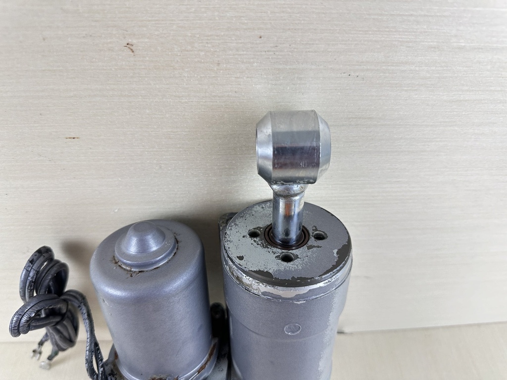 Johnson Evinrude 40HP 50 HP Power Trim & Tilt Unit 0438135 0435903 - New Seals