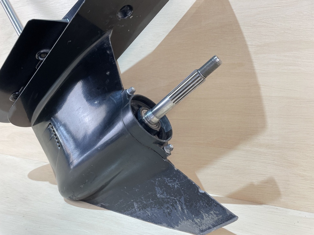 Mercury 4 Stroke 75 80 90 100 115 HP 20" Long Lower Unit Gear Case 2.33 888845T08