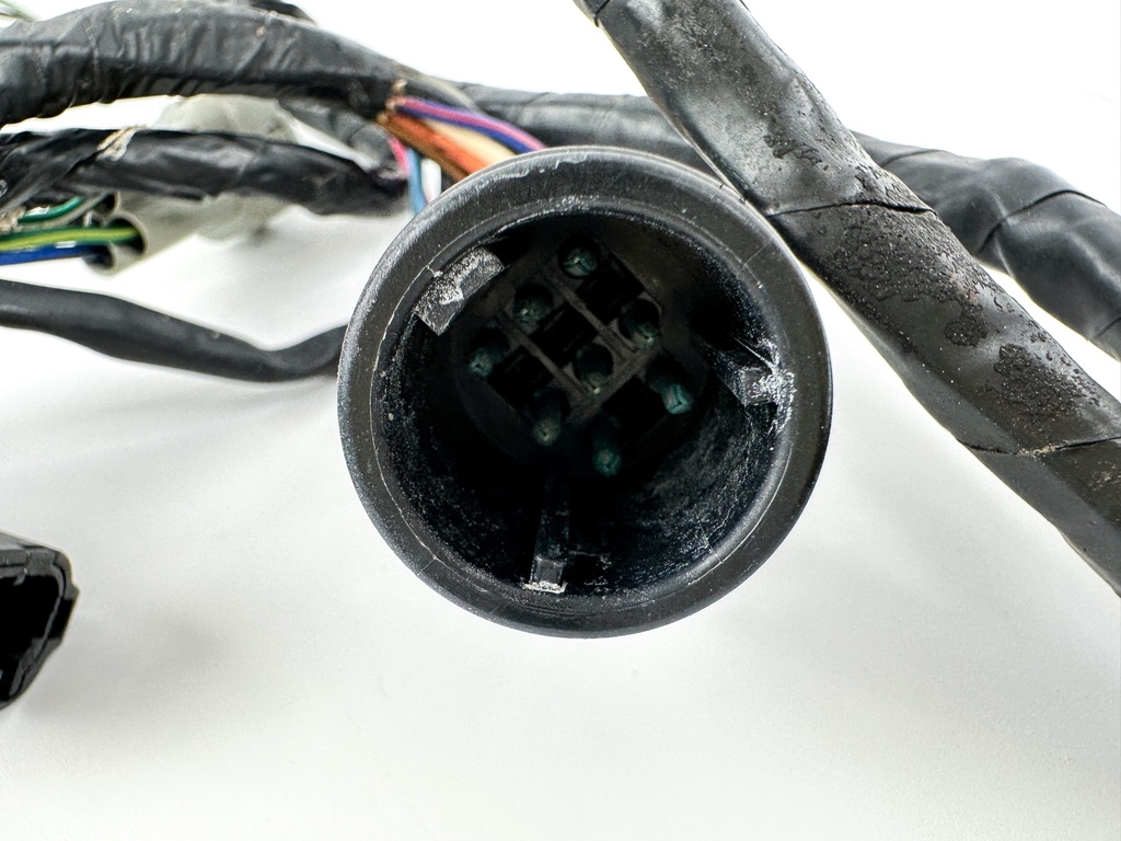 2001 Suzuki 90 HP 4 Stroke Outboard Engine Wire Harness 36610-90J00 OEM