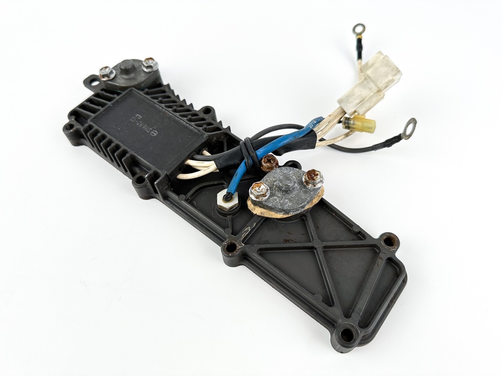 2002 Suzuki 115 HP 4 Stroke Outboard Rectifier & Regulator 32800-90J00 OEM