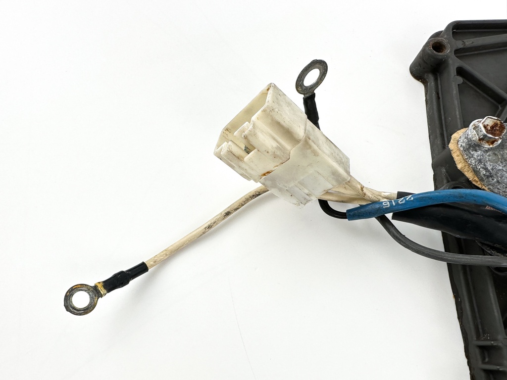 2002 Suzuki 115 HP 4 Stroke Outboard Rectifier & Regulator 32800-90J00 OEM