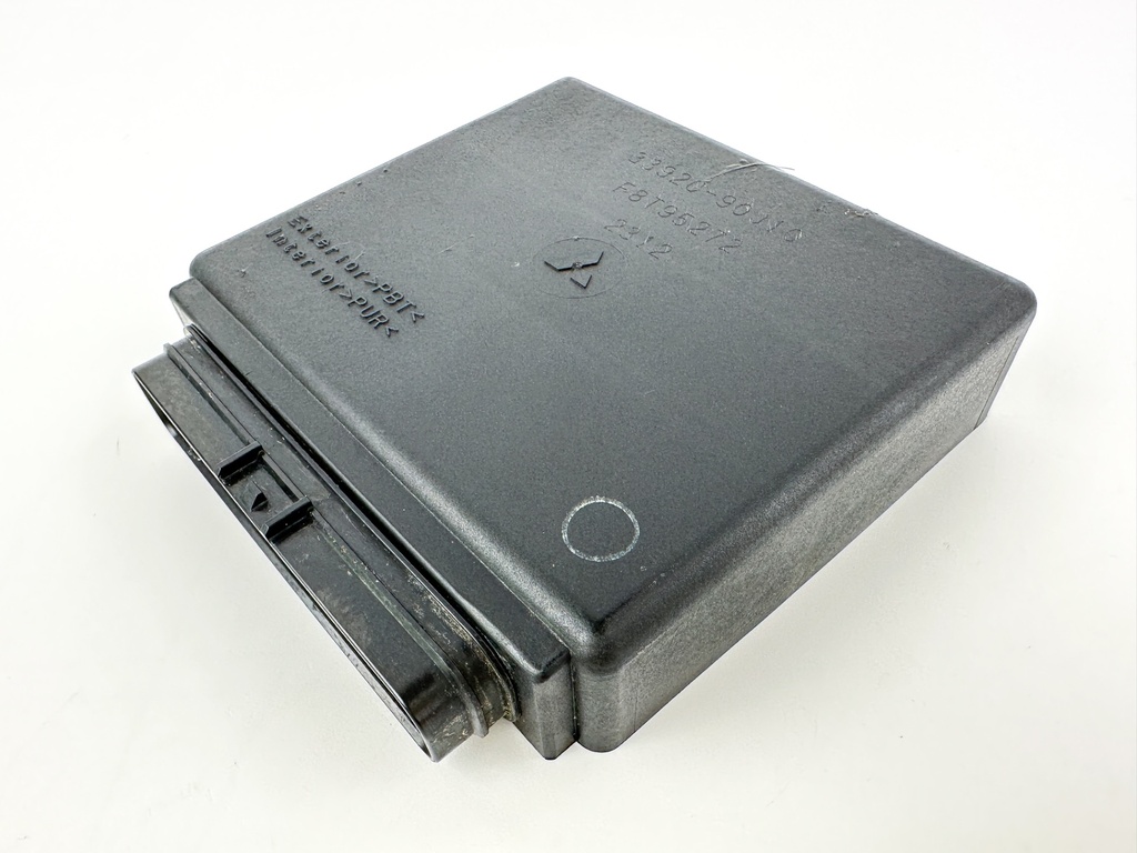 2002 Suzuki 115 HP 4 Stroke Outboard Engine Control Unit ECU 33920-90J10 OEM