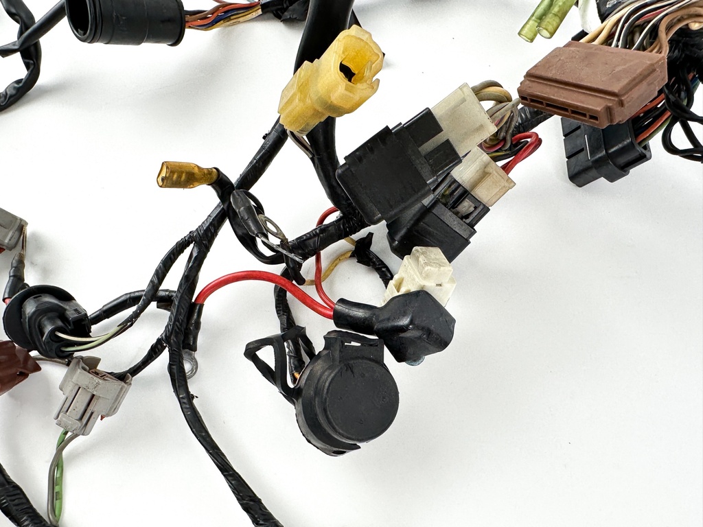 2002 Suzuki 115 HP 4 Stroke Outboard Engine Wire Harness 36610-90J00 OEM